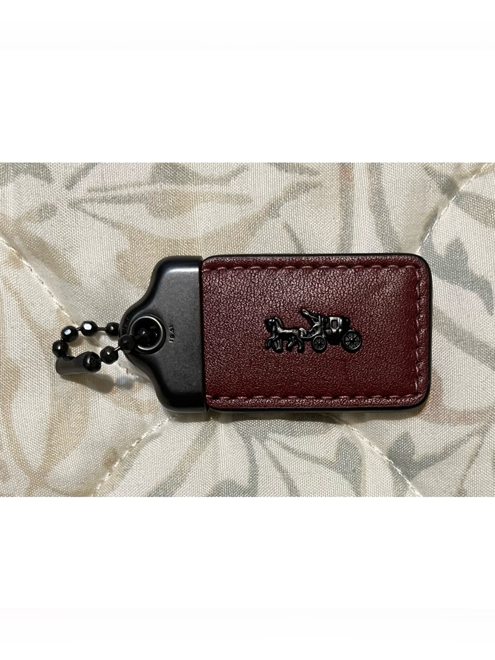 Coach 1941 Heritage Hangtag in Red/Gunmetal!
